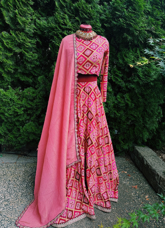 Pink Hexagonal Skirt with Monochrome Blouse